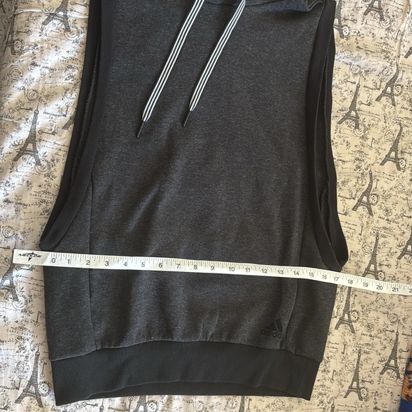 Adidas Vest - Picture 6 of 6